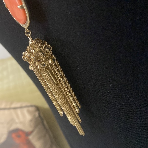 Pretty Kendra Scott coral necklace 🎉 - Picture 6 of 7